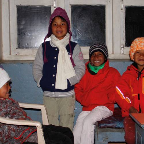 Hilfslieferung für die Sherpa Schule 2020